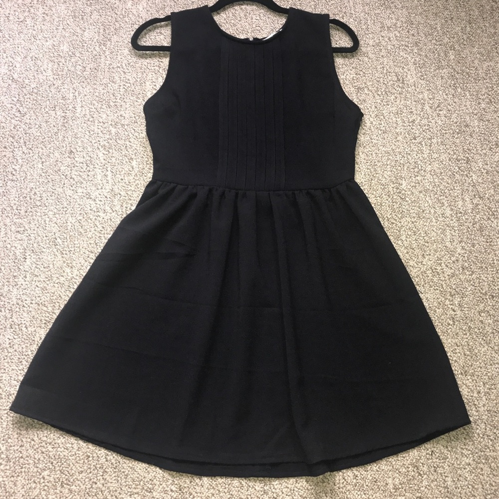 *PRICE DROP * Elodie Sleeveless Black Rouched Top Dress